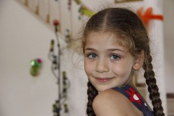 Tüdruk nimega Elif